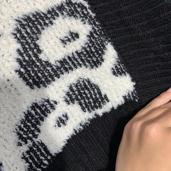 New Directions. Black and White Animal Print Duster. A - Picture 3 of 4